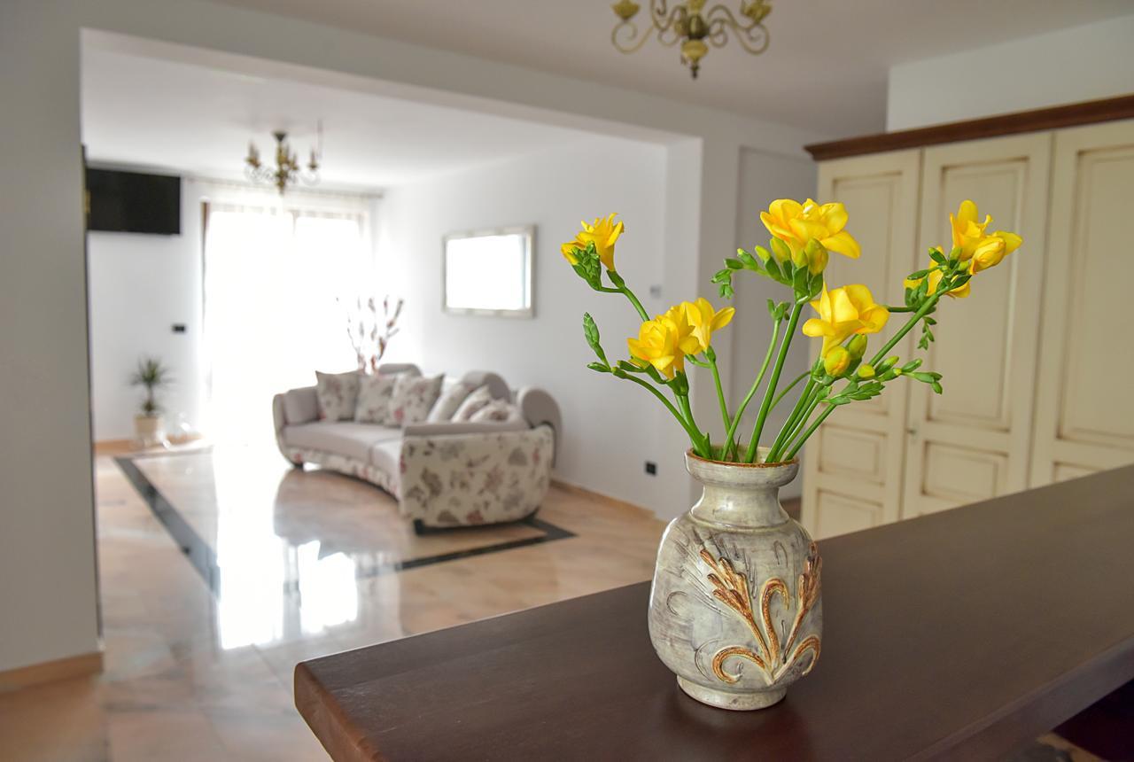 San Grecu House Apartment Fagaras Luaran gambar
