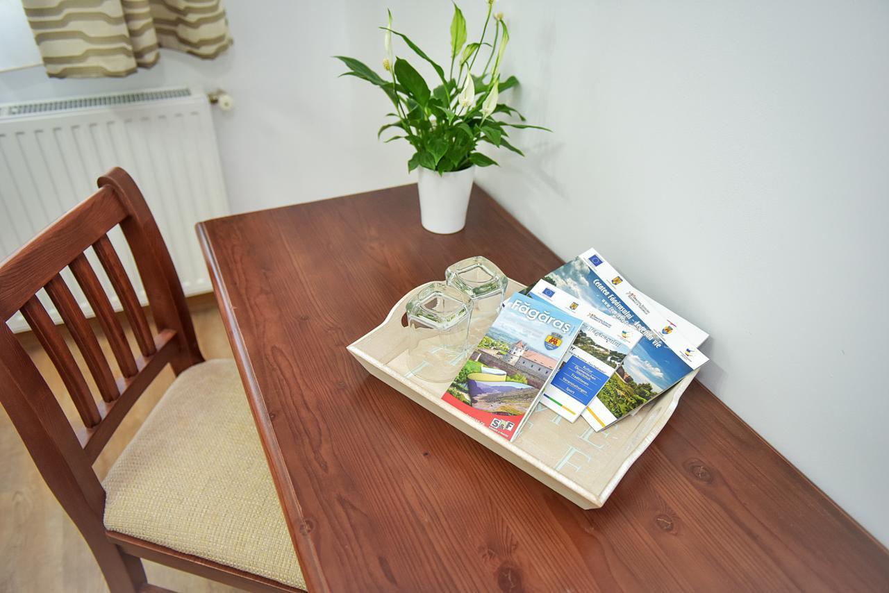 San Grecu House Apartment Fagaras Luaran gambar